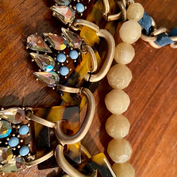 Retro necklace w/ green ribbon woven - Picture 2 of 3